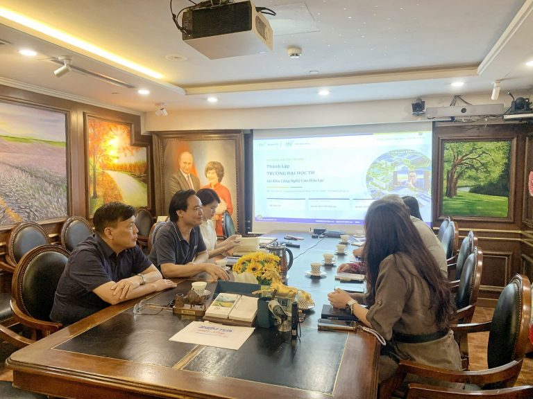 Tập đoàn TH và VECI thống nhất định hướng phát triển Trường Đại học TH tại Khu Công nghệ cao Hòa Lạc