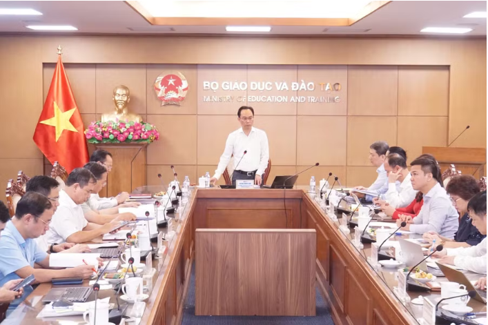 Đẩy mạnh khoa học, công nghệ và chuyển đổi số: Yêu cầu mới đối với quản trị giáo dục